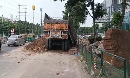 Mohali: एयरपोर्ट रोड पर मॉल के बाहर बड़ा हादसा