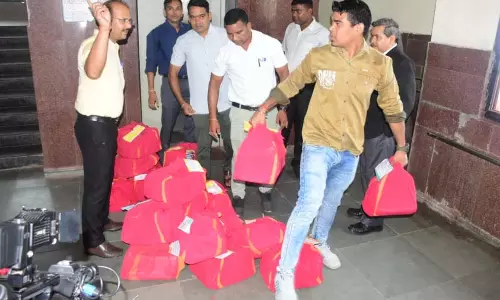 EOW ने शराब घोटाले का चालान कोर्ट में किया पेश EOW ने शराब घोटाले का चालान कोर्ट में किया पेश