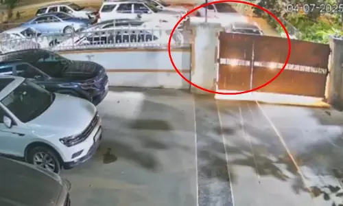 गोपाल खेमका हत्याकांड: आरजेडी ने कानून व्यवस्था पर उठाए सवाल, जदयू बोली आरोपी जल्द होंगे गिरफ्तार