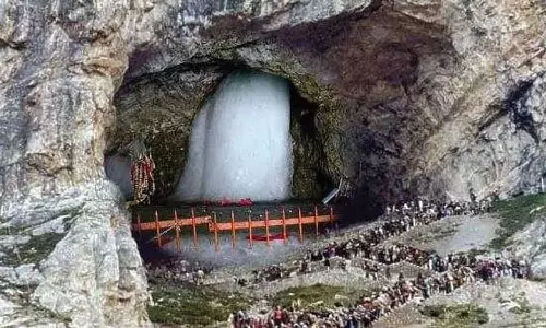 दो दिन में 26,800 से ज्यादा श्रद्धालु पहुंचे अमरनाथ, 6,979 का नया जत्था रवाना दो दिन में 26,800 से ज्यादा श्रद्धालु पहुंचे अमरनाथ, 6,979 का नया जत्था रवाना