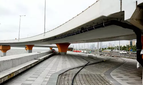 Mumbai ; बीएमसी मैकेनिकल स्वीपर तैनात करेगी, सार्वजनिक शौचालय की योजना बनाई जाएगी Mumbai ; बीएमसी मैकेनिकल स्वीपर तैनात करेगी, सार्वजनिक शौचालय की योजना बनाई जाएगी