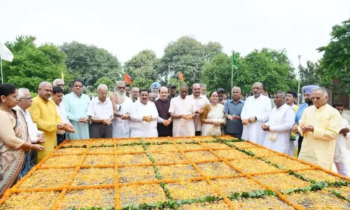 Kurukshetra विश्वविद्यालय के गुलजारीलाल नंदा केंद्र में पूर्व प्रधानमंत्री की जयंती मनाई गई Kurukshetra विश्वविद्यालय के गुलजारीलाल नंदा केंद्र में पूर्व प्रधानमंत्री की जयंती मनाई गई