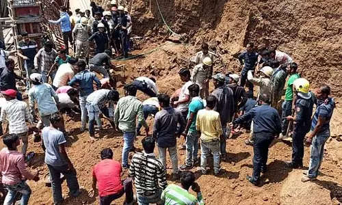 Jharkhand : कोयला खदान ढहने से एक व्यक्ति की मौत Jharkhand : कोयला खदान ढहने से एक व्यक्ति की मौत