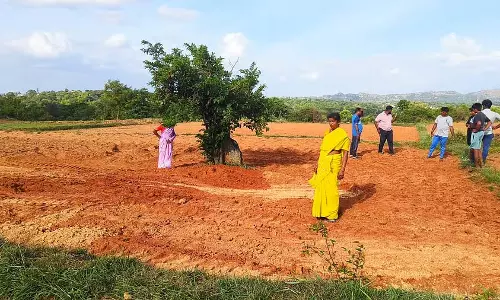 Magadi : भूमि पर खजाने की खोज का संदेह