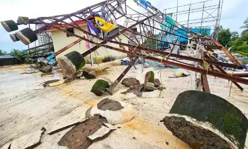 Kerala : कन्नूर में हवा और बारिश से व्यापक नुकसान Kerala : कन्नूर में हवा और बारिश से व्यापक नुकसान