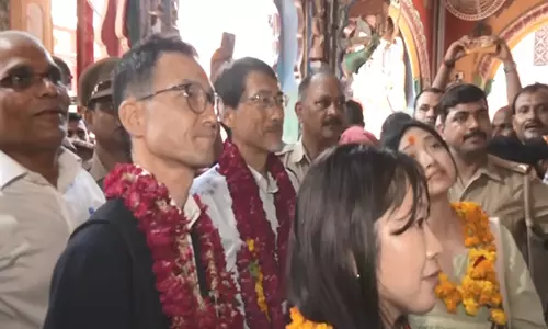 भारत में जापानी राजदूत ने Ayodhya में हनुमानगढ़ी और राम जन्मभूमि पर पूजा-अर्चना की