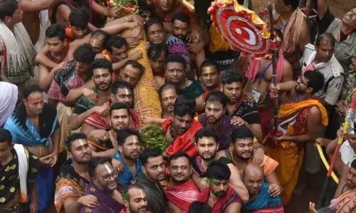 भगवान जगन्नाथ की ‘बहुदा यात्रा’ देवताओं की ‘पहंडी’ रस्म के साथ शुरू हुई