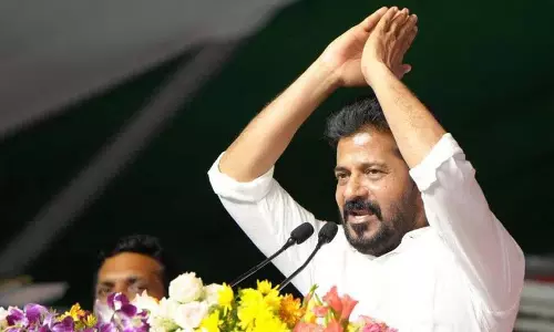 Revanth Reddy ने 2029 में कांग्रेस की संभावनाओं को बढ़ाने के लिए परिसीमन पर दांव लगाया Revanth Reddy ने 2029 में कांग्रेस की संभावनाओं को बढ़ाने के लिए परिसीमन पर दांव लगाया