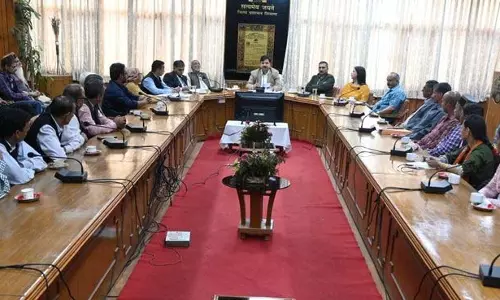 DC ने लूहरी परियोजना प्रभावितों की मांगों पर कार्रवाई का आश्वासन दिया