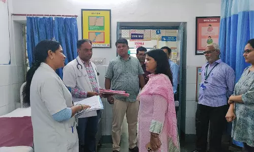 Jaipur: प्रमुख शासन सचिव ने उदयपुर में किया स्वास्थ्य केन्द्रों का निरीक्षण Jaipur: प्रमुख शासन सचिव ने उदयपुर में किया स्वास्थ्य केन्द्रों का निरीक्षण