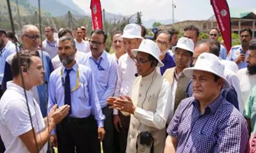 केंद्रीय मंत्री शिवराज सिंह चौहान ने SKUAST-K के बागवानी उद्यानों का दौरा किया, कृषि हितधारकों से की बैठक