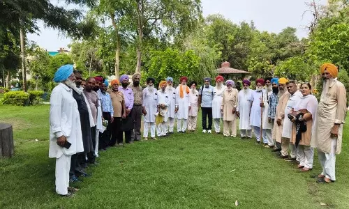 Amritsar: ट्रेड यूनियनों ने निजीकरण की निंदा की, 9 जुलाई को देशव्यापी हड़ताल का आह्वान किया Amritsar: ट्रेड यूनियनों ने निजीकरण की निंदा की, 9 जुलाई को देशव्यापी हड़ताल का आह्वान किया