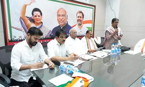 Mallikarjun Kharge: स्थानीय चुनावों में जीत के लिए मिलकर काम करें