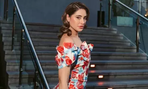 फिट रहने का खास तरीका, Nargis Fakhri ने बताया अपना 9 दिन का पानी उपवास