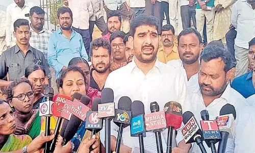 मंत्री सीताक्का पर हत्या का आरोप लगाया जाना चाहिए मंत्री सीताक्का पर हत्या का आरोप लगाया जाना चाहिए