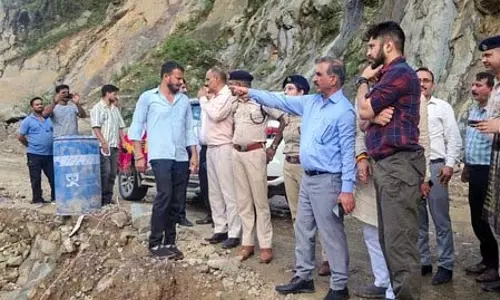 Himachal CM ने कहा, आपदा प्रभावित क्षेत्रों में स्थिति सामान्य हो रही Himachal CM ने कहा, आपदा प्रभावित क्षेत्रों में स्थिति सामान्य हो रही