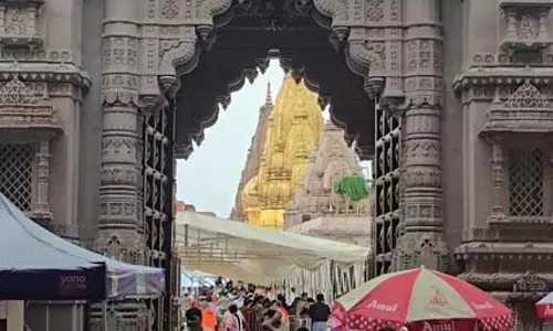Kashi विश्वनाथ मंदिर सावन की तैयारियों में जुटा, 1.5 करोड़ श्रद्धालुओं के आने की उम्मीद