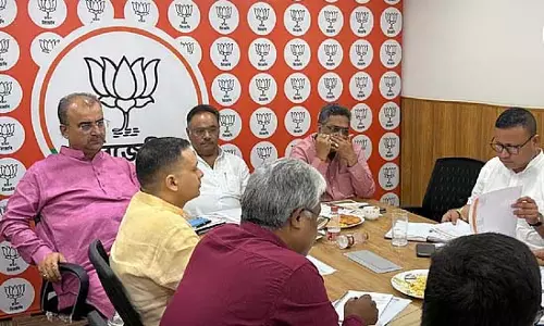 क्या शमिक सुरक्षा जाल छोड़कर पार्टी को नया रास्ता दिखाएंगे?