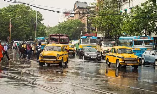 शनिवार को शहर में 8 जुलूस