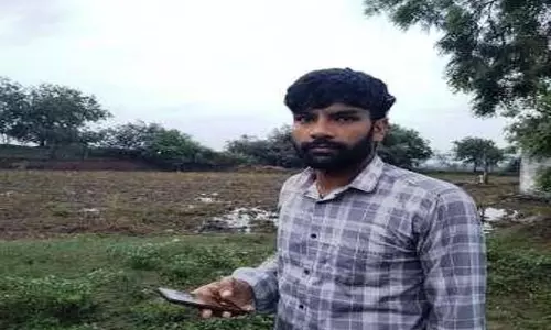 डिजिटल क्रॉप सर्वे कर दो भाइयों मयंक और श्रियंक ने कमाए 73250 रुपए डिजिटल क्रॉप सर्वे कर दो भाइयों मयंक और श्रियंक ने कमाए 73250 रुपए