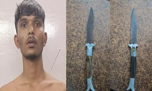 सन्यासीपारा में चाकू लहराकर लोगों को डराने वाला आरोपी गिरफ्तार सन्यासीपारा में चाकू लहराकर लोगों को डराने वाला आरोपी गिरफ्तार