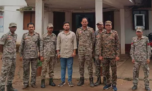 महिलाओं की अश्लील वीडियो बनाकर ब्लैकमेल और दुष्कर्म करने वाला आरोपी अमान वीरानी गिरफ्तार महिलाओं की अश्लील वीडियो बनाकर ब्लैकमेल और दुष्कर्म करने वाला आरोपी अमान वीरानी गिरफ्तार