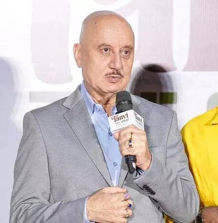 ‘तन्वी द ग्रेट’ को मिला ‘स्टैंडिंग ओवेशन’ तो गदगद हुए अनुपम खेर, बोले- ‘40 साल के करियर में सबसे यादगार पल’ ‘तन्वी द ग्रेट’ को मिला ‘स्टैंडिंग ओवेशन’ तो गदगद हुए अनुपम खेर, बोले- ‘40 साल के करियर में सबसे यादगार पल’