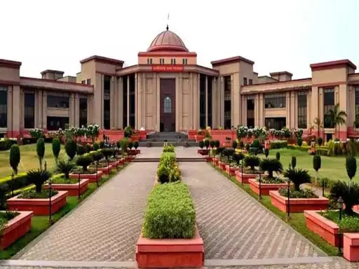 मरने से पहले महिला ने पति और ससुर पर लगाया था टिप्पणी करने का आरोप, हाईकोर्ट ने नहीं माना अपराध, दोषमुक्त मरने से पहले महिला ने पति और ससुर पर लगाया था टिप्पणी करने का आरोप, हाईकोर्ट ने नहीं माना अपराध, दोषमुक्त