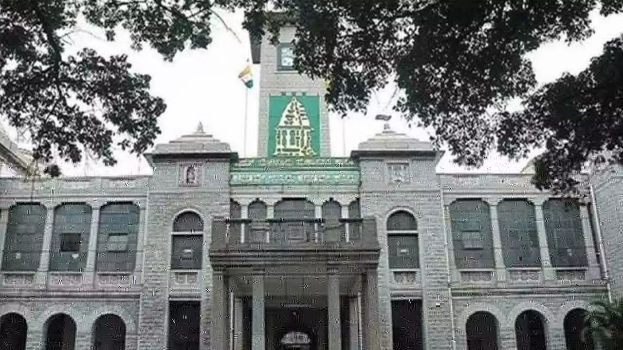 BBMP और 9 अन्य नगरपालिका कर्मचारी सामूहिक अवकाश पर जाएंगे BBMP और 9 अन्य नगरपालिका कर्मचारी सामूहिक अवकाश पर जाएंगे