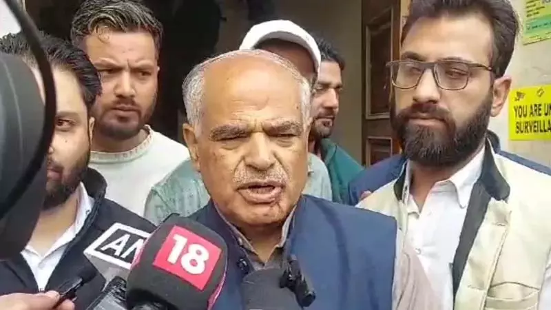अशोक कौल ने मुहर्रम जुलूस में हिस्सा लिया अशोक कौल ने मुहर्रम जुलूस में हिस्सा लिया
