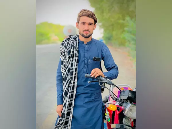 Balochistan के केच और ग्वादर में पाकिस्तानी सुरक्षा बलों ने पांच लोगों को जबरन गायब कर दिया Balochistan के केच और ग्वादर में पाकिस्तानी सुरक्षा बलों ने पांच लोगों को जबरन गायब कर दिया