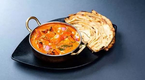 Recipe: खास मौकों पर बनाएं पनीर टिक्का बटर मसाला Recipe: खास मौकों पर बनाएं पनीर टिक्का बटर मसाला