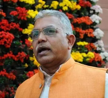 कोलकाता गैंगरेप केस: भाजपा नेता दिलीप घोष का सवाल, जब यूनियन का चुनाव नहीं तो कॉलेज में दफ्तर क्यों? कोलकाता गैंगरेप केस: भाजपा नेता दिलीप घोष का सवाल, जब यूनियन का चुनाव नहीं तो कॉलेज में दफ्तर क्यों?
