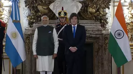 प्रधानमंत्री मोदी ने अर्जेंटीना के राष्ट्रपति माइली से बातचीत की प्रधानमंत्री मोदी ने अर्जेंटीना के राष्ट्रपति माइली से बातचीत की