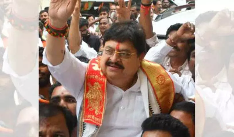 रामचंदर राव ने पोन्नम प्रभाकर को रेवंत रेड्डी को इस्तीफा देने, बीसी MLA को पद देने की चुनौती दी रामचंदर राव ने पोन्नम प्रभाकर को रेवंत रेड्डी को इस्तीफा देने, बीसी MLA को पद देने की चुनौती दी