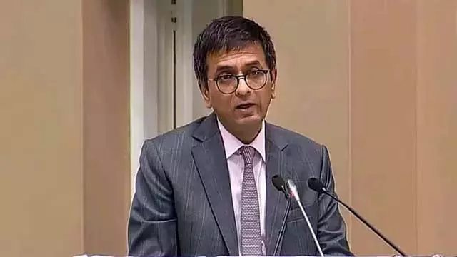 SC ने पूर्व CJI चंद्रचूड़ को तुरंत सरकारी आवास खाली करने का निर्देश दिया SC ने पूर्व CJI चंद्रचूड़ को तुरंत सरकारी आवास खाली करने का निर्देश दिया