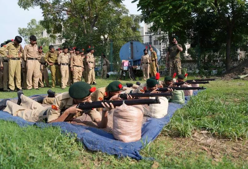 CT Group में 10 दिवसीय प्रशिक्षण शिविर में 45 संस्थानों के 600 कैडेट शामिल हुए CT Group में 10 दिवसीय प्रशिक्षण शिविर में 45 संस्थानों के 600 कैडेट शामिल हुए
