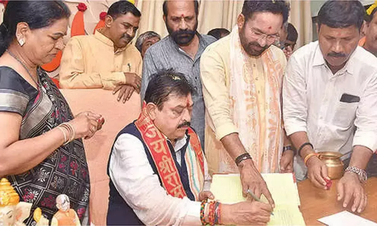 Telangana: रामचंदर राव ने कांग्रेस और खड़गे के खिलाफ मोर्चा खोला
