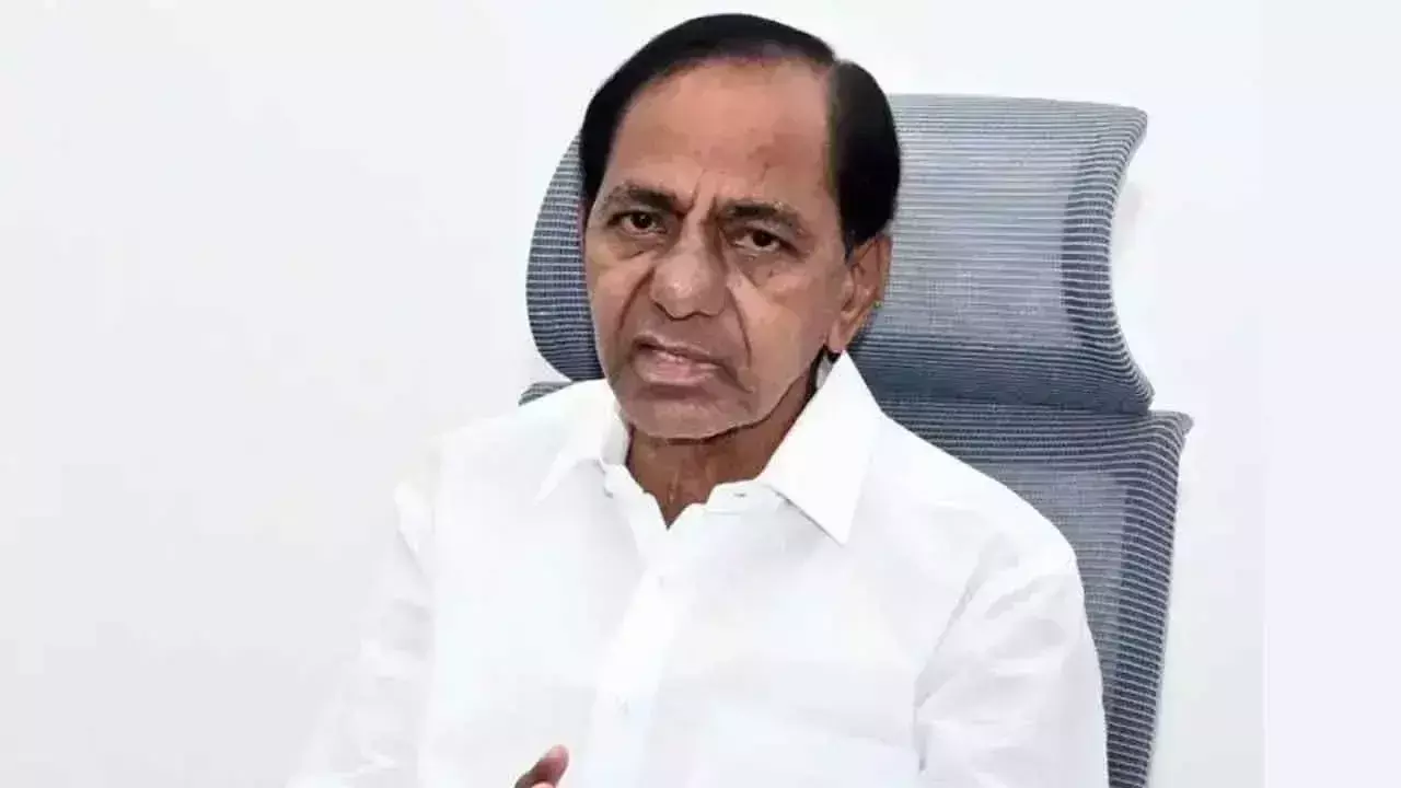 Telangana: पूर्व सीएम केसीआर को इलाज के बाद अस्पताल से छुट्टी मिली
