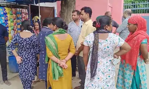 घर जमाई बनने सास और पत्नी दबाव बनाती थी, युवक ने किया सुसाइड