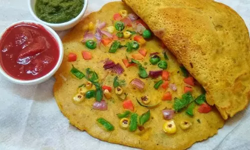 Vegetable Cheese Cheela: स्वाद से लेकर सेहत तक हर लिहाज से परफेक्ट है ये डिश