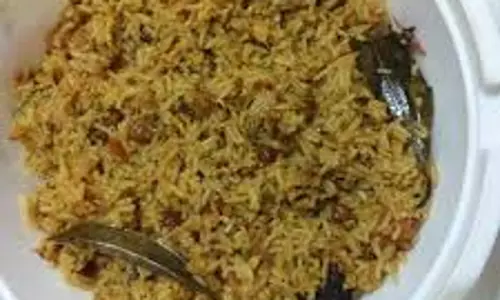 Sprouts Pulao Recipe: स्प्राउट्स के साथ कुछ अलग ट्राई करें, बनाएं ये पुलाव रेसिपी Sprouts Pulao Recipe: स्प्राउट्स के साथ कुछ अलग ट्राई करें, बनाएं ये पुलाव रेसिपी