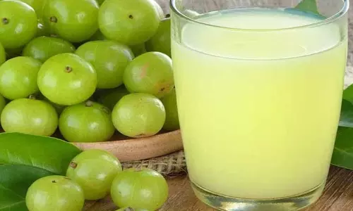 Fruit juice for skin: त्वचा की कई समस्याओं को दूर करने में कारगर माने जाते हैं ये जूस
