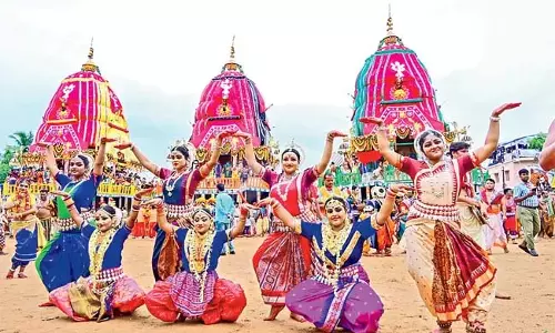 Puri : भगवान जगन्नाथ की बहुड़ा शनिवार को जयदेव के जयकारों के बीच मनाई गई Puri : भगवान जगन्नाथ की बहुड़ा शनिवार को जयदेव के जयकारों के बीच मनाई गई