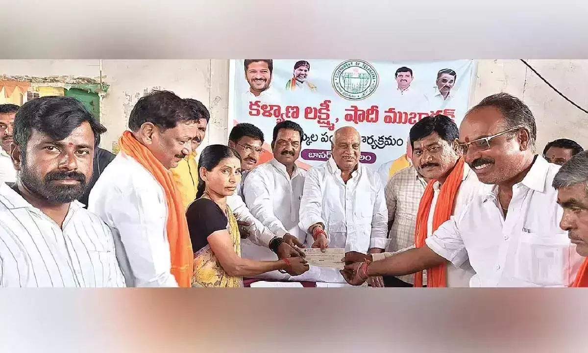 Telangana: विधायक पोवार ने भूख हड़ताल की धमकी दी