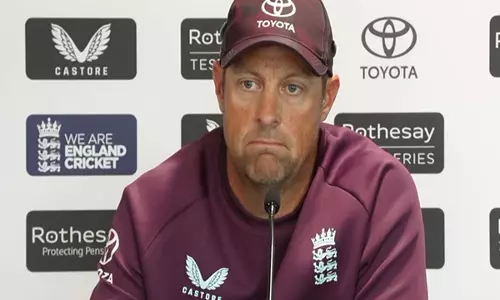 England भारत के खिलाफ दूसरे टेस्ट में ड्रॉ के लिए तैयार: बैटिंग कोच ट्रेस्कोथिक