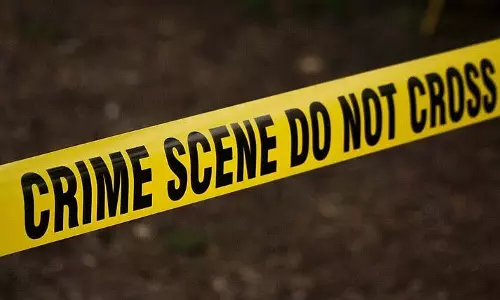 Mumbai : घाटकोपर जन्मदिन की पार्टी में तलवार लहराने के आरोप में एक व्यक्ति पर मामला दर्ज Mumbai : घाटकोपर जन्मदिन की पार्टी में तलवार लहराने के आरोप में एक व्यक्ति पर मामला दर्ज