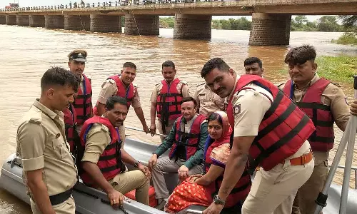 Bagalkot : उपायुक्त ने बाढ़ की तैयारियों का निरीक्षण किया