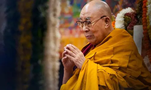 Dalai Lama ने जन्मदिन की पूर्व संध्या पर कहा, 130 साल से अधिक जीने की उम्मीद