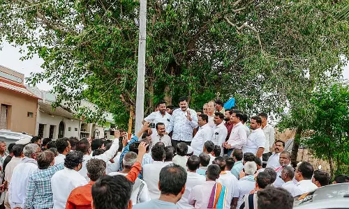 कनकदास प्रतिमा तोड़फोड़ मामला: मंत्री शिवराज तंगदागी ने दौरा किया, निरीक्षण किया कनकदास प्रतिमा तोड़फोड़ मामला: मंत्री शिवराज तंगदागी ने दौरा किया, निरीक्षण किया